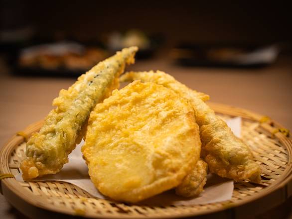 Vegetable Tempura (7pc) 蔬菜天婦羅
